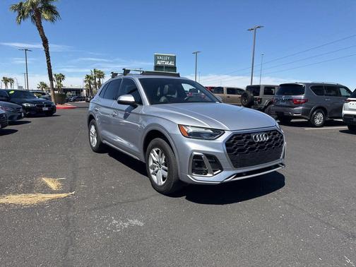 Florett Silver Metallic 2023 Audi Q5 45 S line quattro Premium
