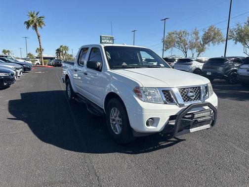 Glacier White 2017 Nissan Frontier SV