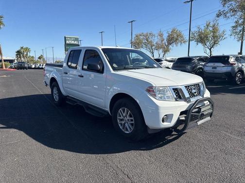 Glacier White 2017 Nissan Frontier SV