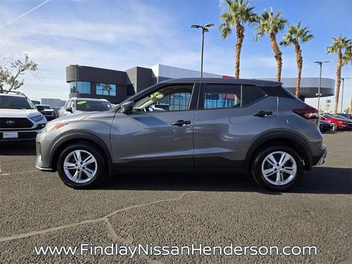 2025 Nissan Kicks Play S