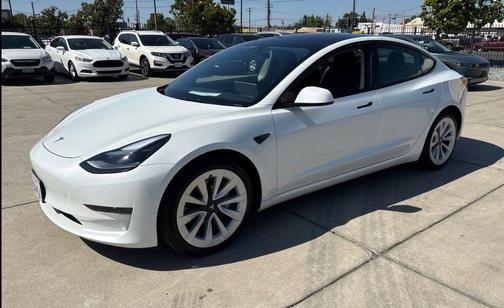 Pearl White Multi 2023 Tesla Model 3 Base