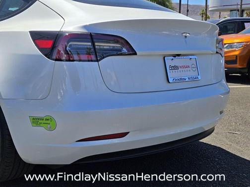 Pearl White Multi 2023 Tesla Model 3 Base