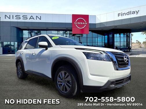 Glacier White 2024 Nissan Pathfinder SV