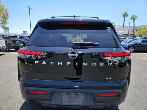 Black 2023 Nissan Pathfinder SV