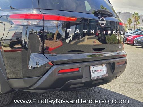 Black 2023 Nissan Pathfinder SV