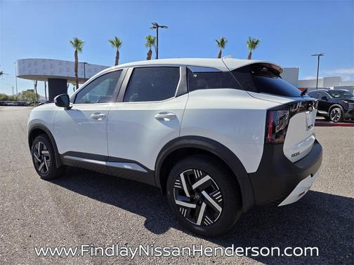 2025 Nissan Kicks SV