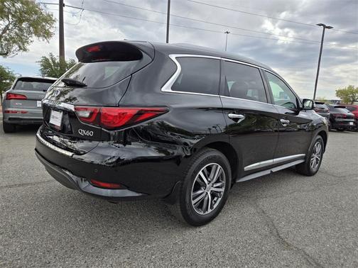 2020 INFINITI QX60 Luxe