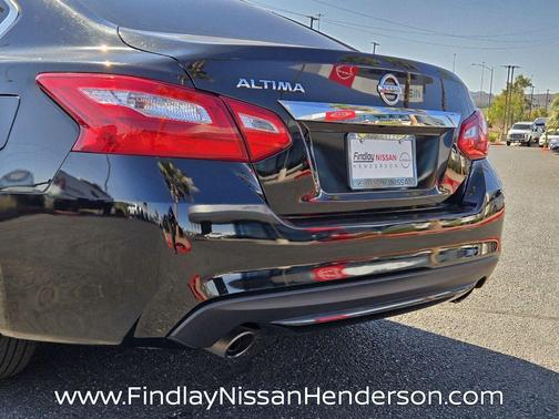 Black 2016 Nissan Altima 2.5 S