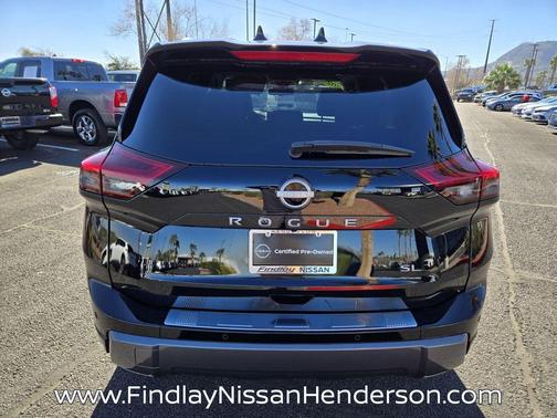2025 Nissan Rogue SL