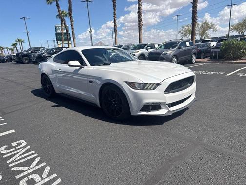 White Platinum Clearcoat Metallic 2017 Ford Mustang GT Premium
