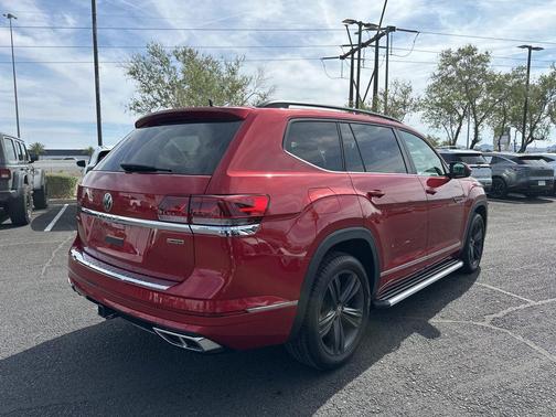 2021 Volkswagen Atlas 3.6 V6 SE w/ Technology R-Line