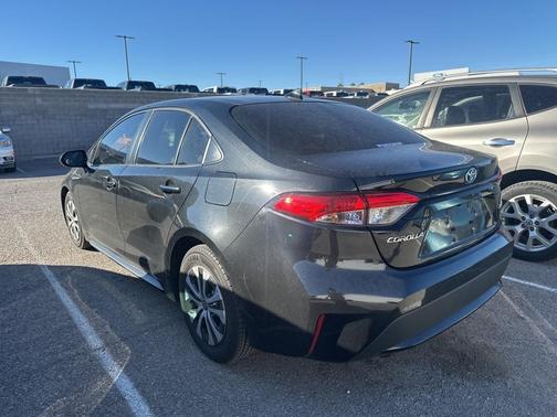 2022 Toyota Corolla Hybrid LE