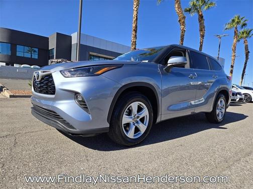 2022 Toyota Highlander LE