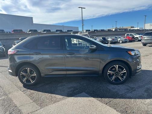 2019 Ford Edge ST