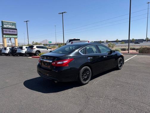 Black 2017 Nissan Altima 2.5 S
