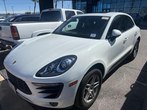 2018 Porsche Macan Base