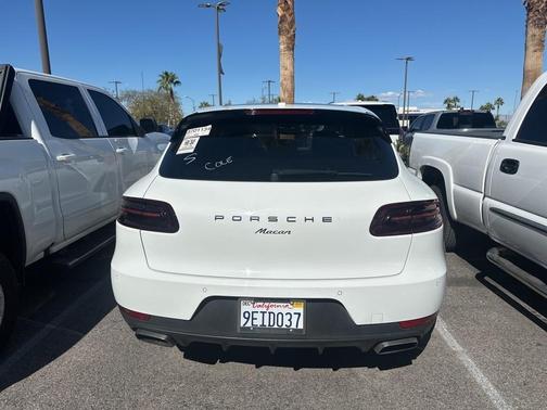 2018 Porsche Macan Base