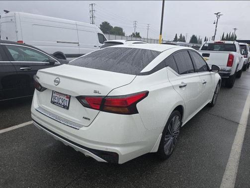 2023 Nissan Altima 2.5 SL