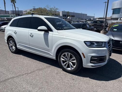 2017 Audi Q7 3.0T Premium Plus