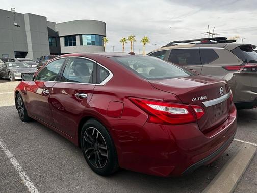 2017 Nissan Altima 2.5 SV