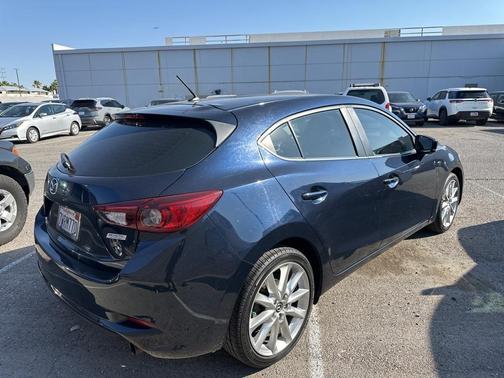 2017 Mazda Mazda3 Touring