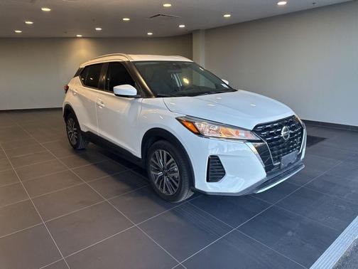 Fresh Powder 2021 Nissan Kicks SV