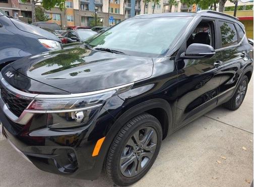 2022 Kia Seltos S