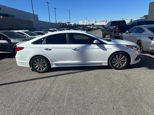 2015 Hyundai SONATA Sport