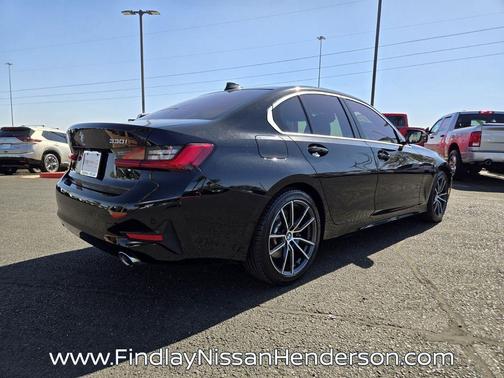 Jet Black 2019 BMW 330 i