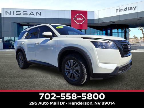 2023 Nissan Pathfinder SV