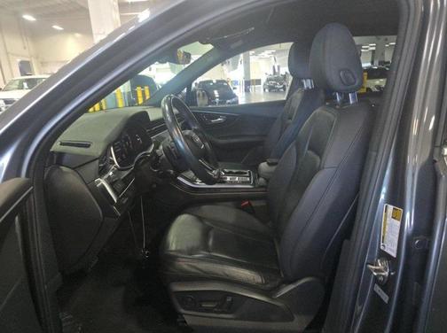 2021 Audi Q7 45 Premium