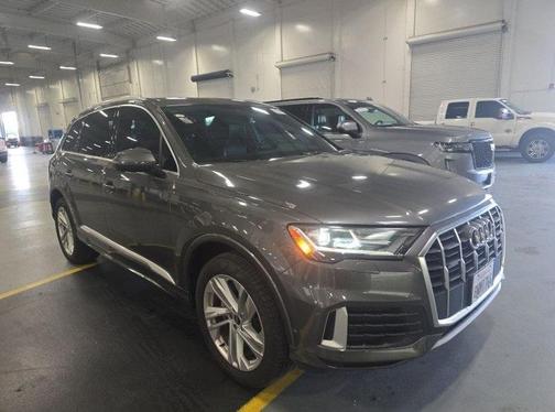 2021 Audi Q7 45 Premium