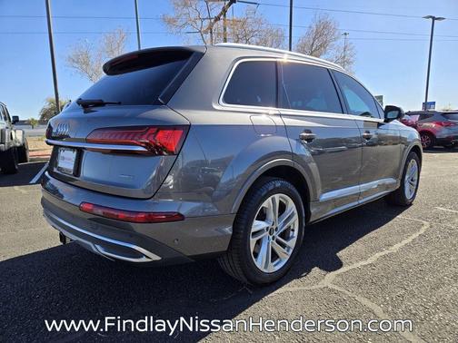 2021 Audi Q7 45 Premium