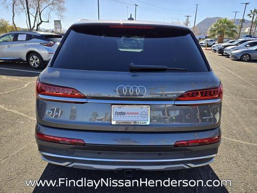 2021 Audi Q7 45 Premium