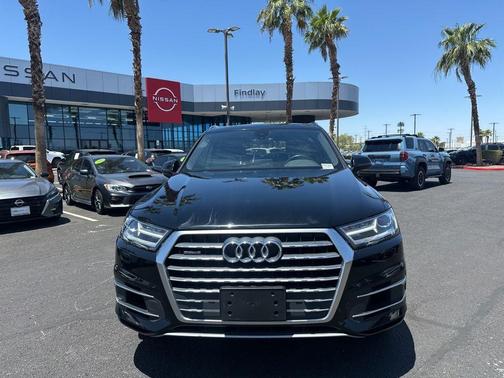 Night Black 2019 Audi Q7 55 Premium