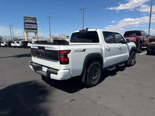 Glacier White 2025 Nissan Frontier PRO-X
