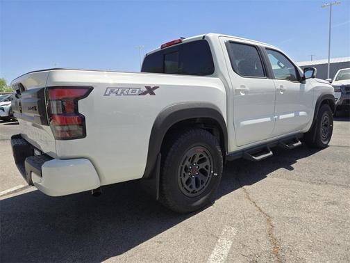 2025 Nissan Frontier PRO-X