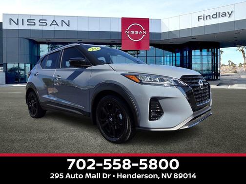 2022 Nissan Kicks SR