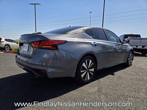 Gun Metallic 2022 Nissan Altima 2.5 SV