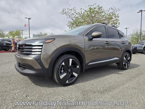 2025 Nissan Kicks SR