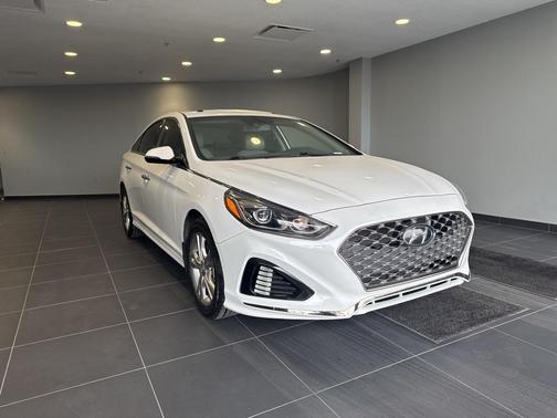 2019 Hyundai SONATA Limited