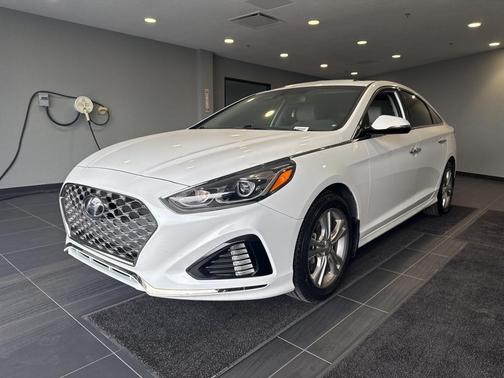 2019 Hyundai SONATA Limited