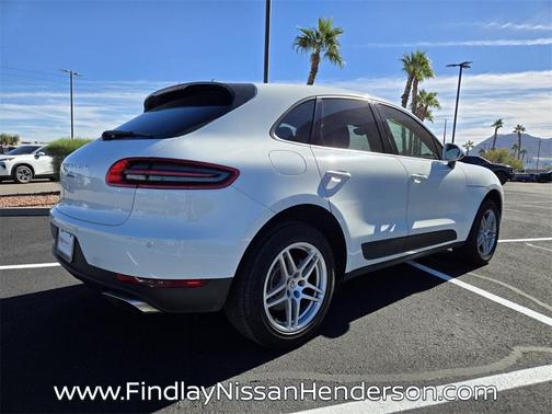2018 Porsche Macan Base