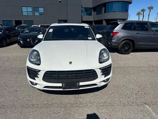 2018 Porsche Macan Base