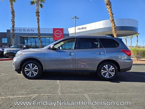 2020 Nissan Pathfinder SL