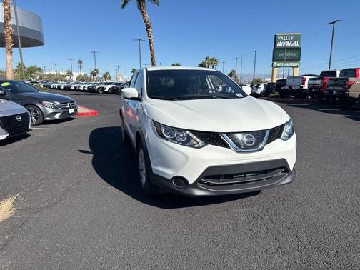 Glacier White 2019 Nissan Rogue Sport S