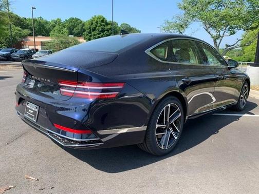 2025 Genesis G80 2.5T