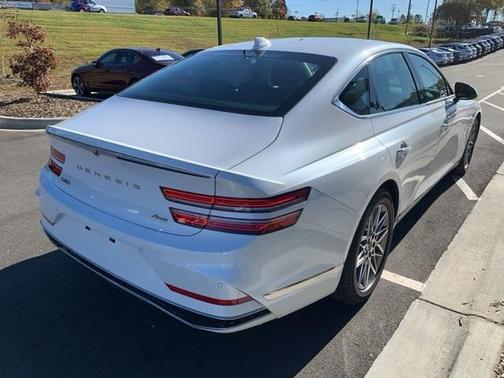 2025 Genesis G80 2.5T
