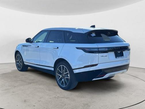 2026 Land Rover Range Rover Velar P250 SE R-Dynamic