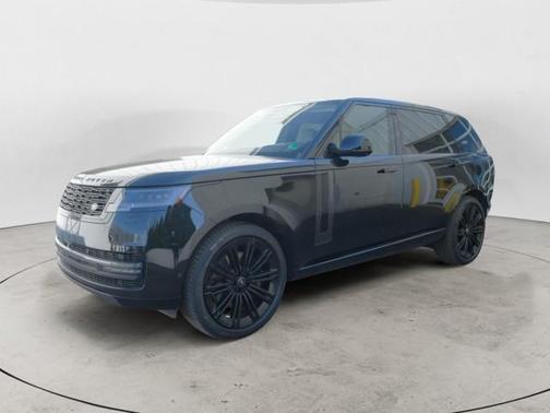 2025 Land Rover Range Rover P530 SE 7 Seat